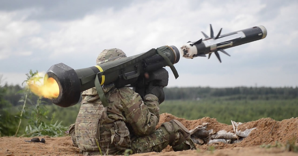 For first time, Ukraine showcases its Americanmade Javelin missiles