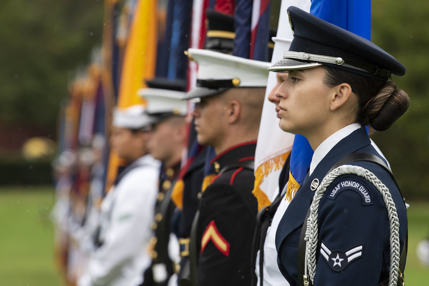 Members of the Joint Armed Forces Honor Guard take part in an armed forces welcome ceremony for the new chairman of the Joint Chiefs of Staff, Army Gen. Mark A. Milley,at Joint Base Myer-Henderson Hall, Va., Sept. 30, 2019. (Lisa Ferdinando/DoD)