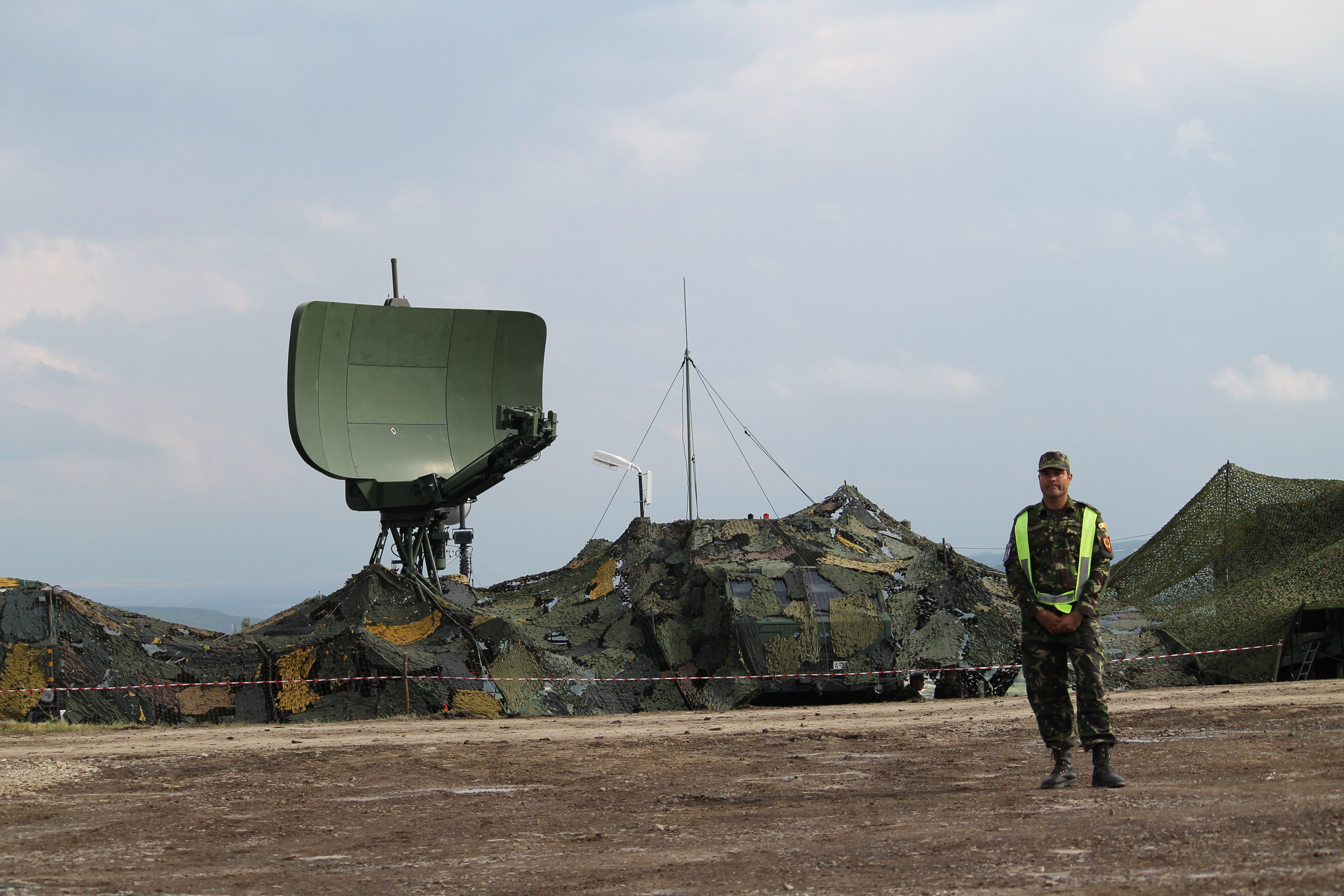 A Romanian radar scans the area searching for the enemy’s position during CALFEX. It was able to detect the enemy during the complex exercise to include identifying enemy main armored vehicles headed toward defensive lines. (Jen Judson/Staff)