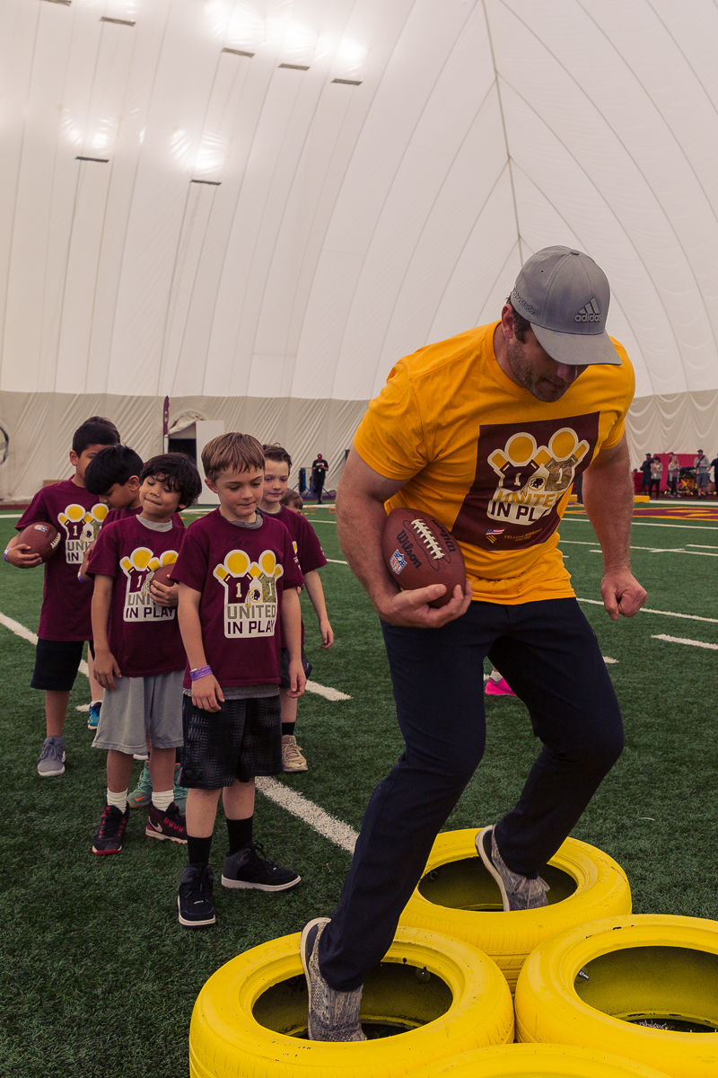 Military children participate in team-building activities for Army Forces Day on Saturday, June 19, 2018, at Redskins Park in Loudoun County, Va. (James Williams/Military Times)