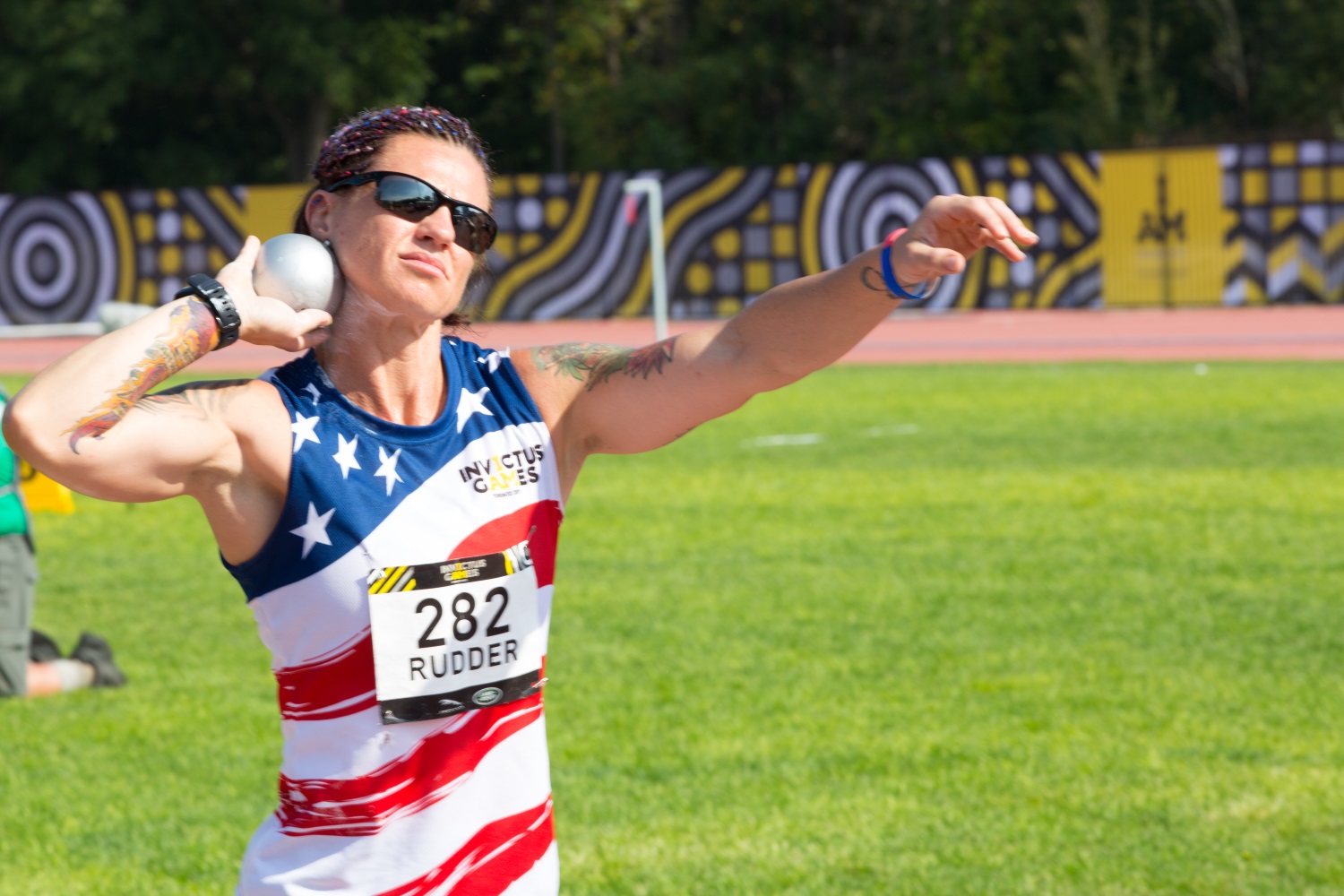 U.S. Marine Corps veteran Sarah Rudder prepares to throw a shot put at the York Lions Stadium in Toronto, Canada, on Sept. 25, 2017. (Spc. Samuel Brooks/Army)