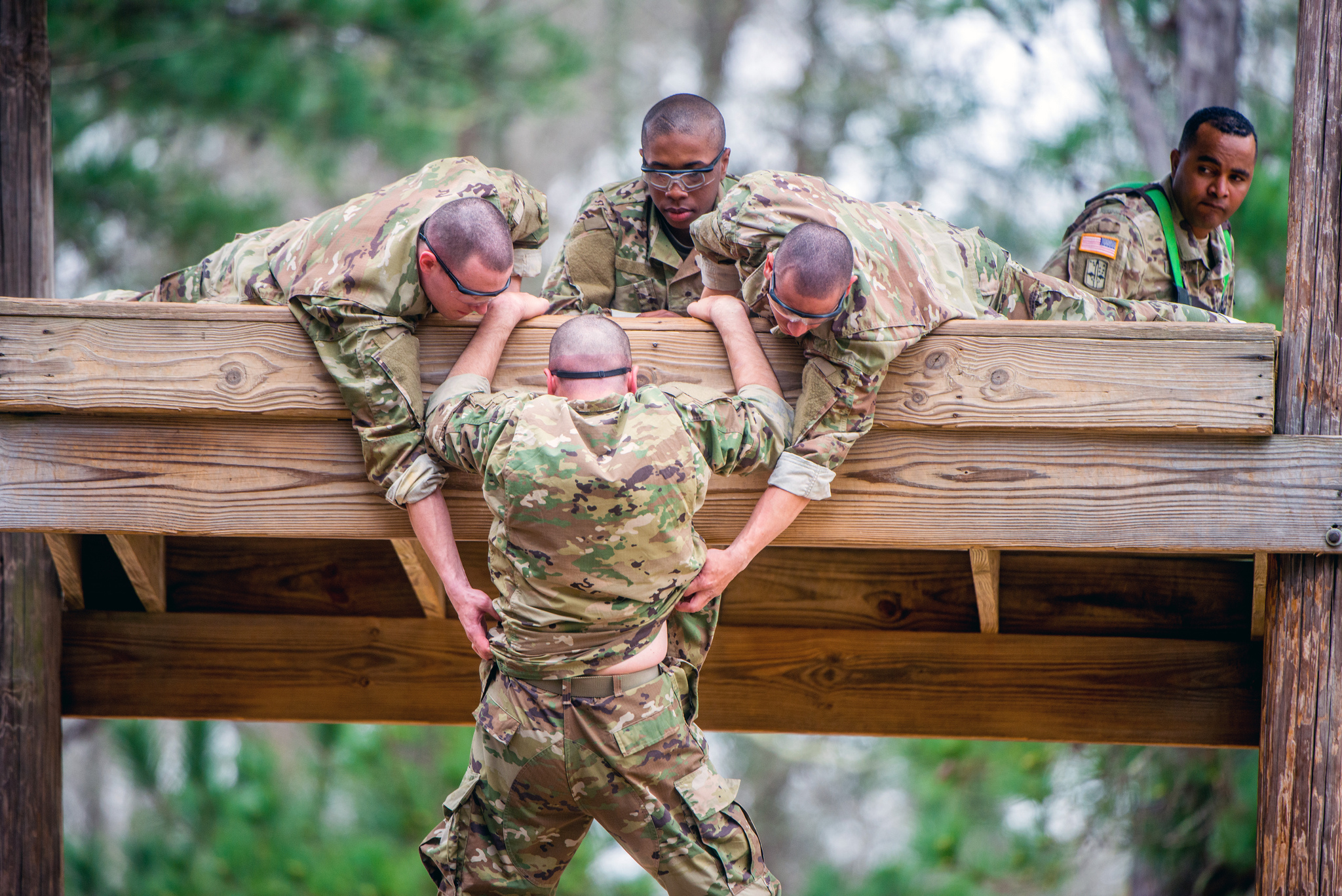 Trainees negotiate a confidence course on Feb. 27, 2019, at Sand Hill on Fort Benning, Ga. (Patrick Albright/Army)