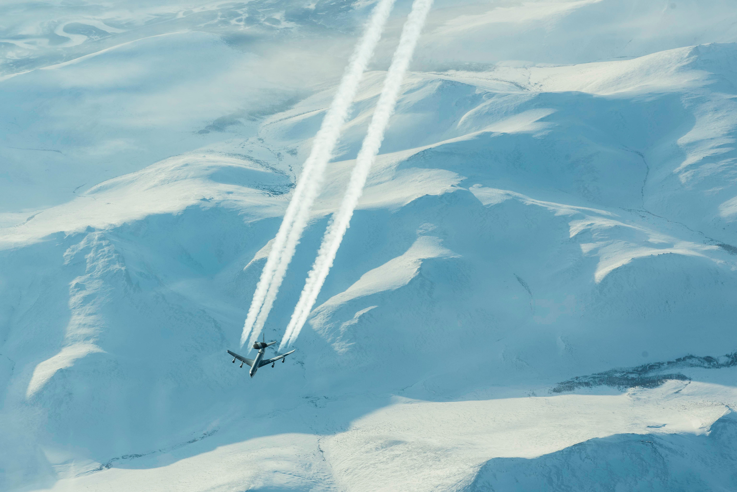 An E-3 Sentry mission to the high Arctic on March 10, 2020, supported by KC-135 Stratotankers. (NORAD)