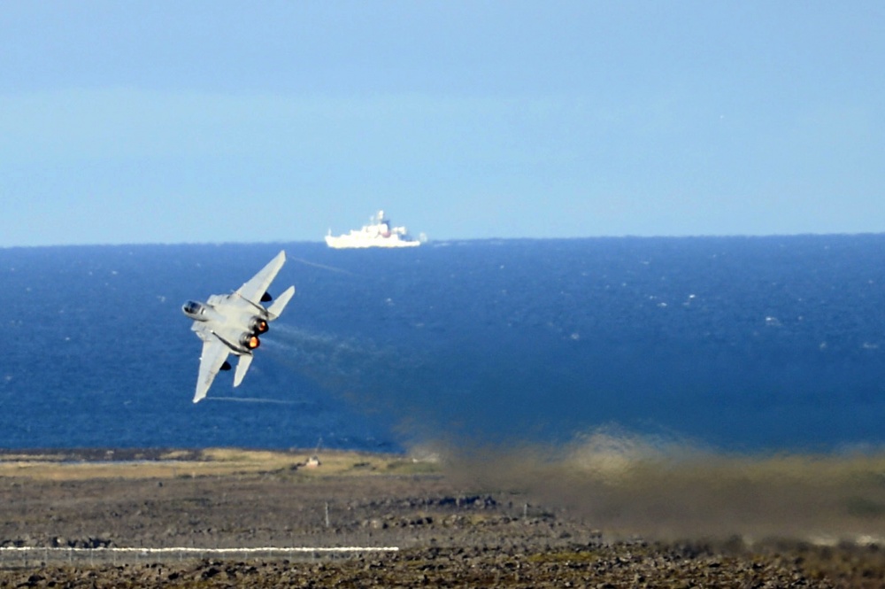 Restoration of US air base in Iceland does not mean troops will follow, Navy says