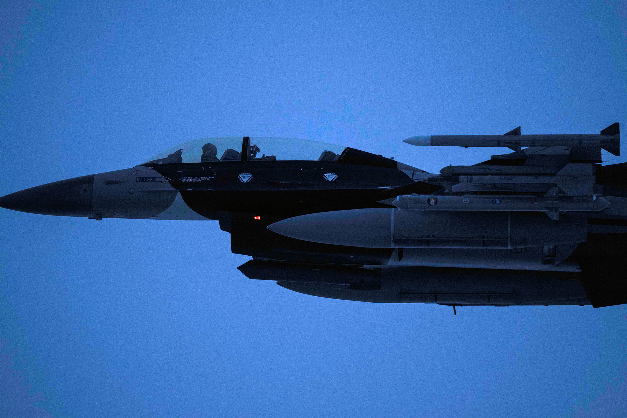 A U.S. Air Force F-16 Fighting Falcon soars above Eielson Air Force Base, Alaska, Nov. 26, 2019.(Airman 1st Class Aaron Larue Guerrisky/Air Force)