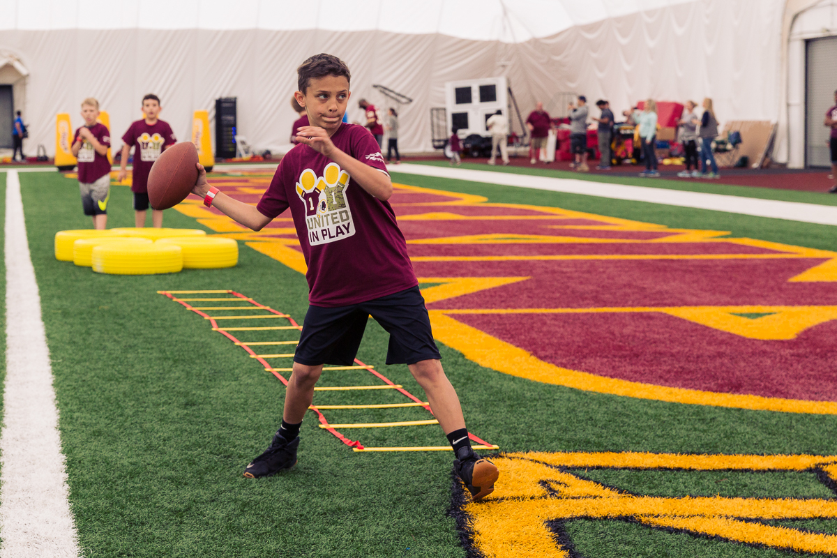 Military children participate in team-building activities for Army Forces Day on Saturday, June 19, 2018, at Redskins Park in Loudoun County, Va. (James Williams/Military Times)