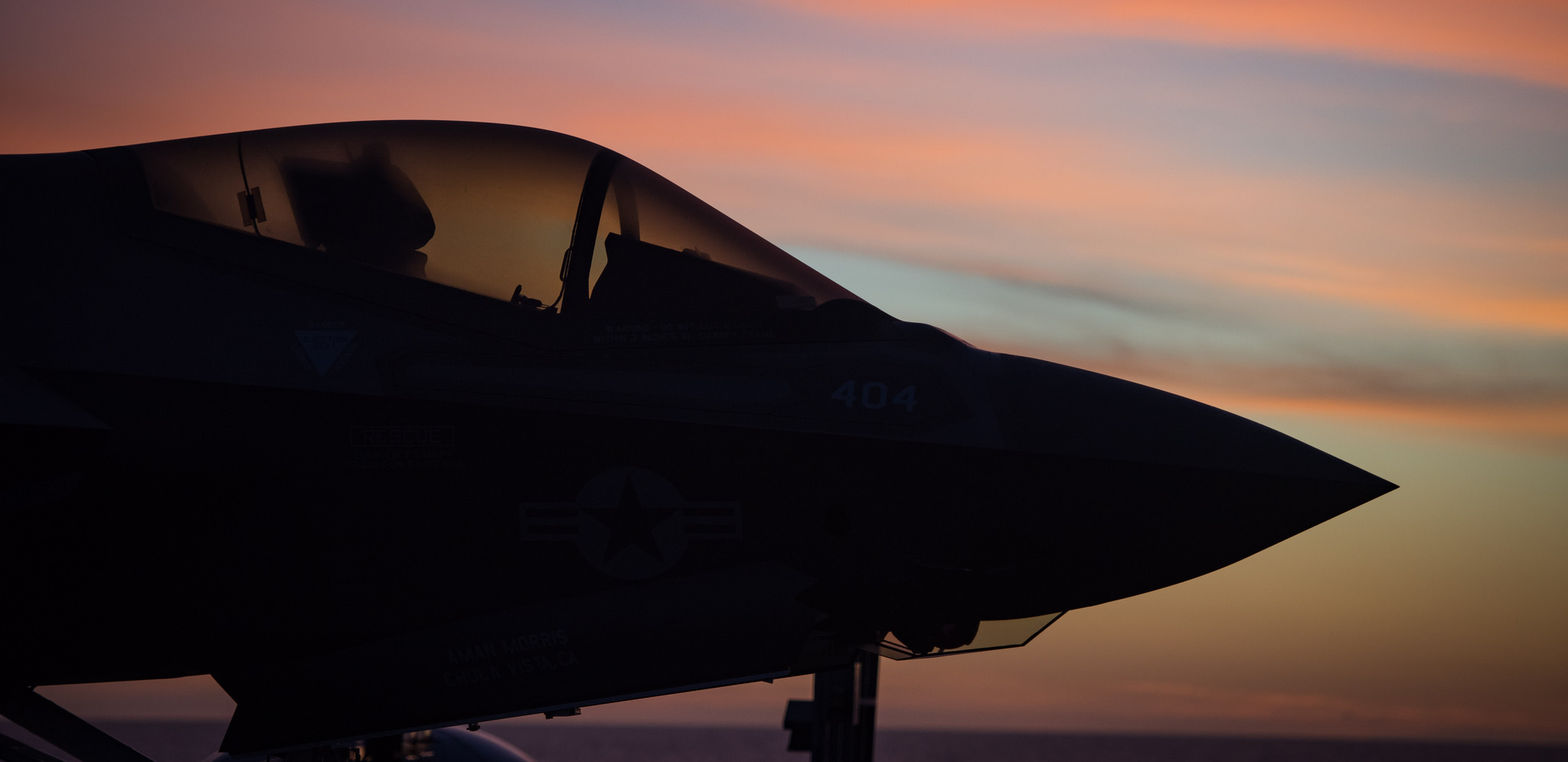 An F-35C Lightning II assigned to the “Argonauts” of Strike Fighter Squadron (VFA) 147 sits chained on the flight deck of the Nimitz-class aircraft carrier USS Carl Vinson (CVN 70) on Dec. 9, 2018, in the Pacific Ocean. (MC3 Matthew Granito/Navy)