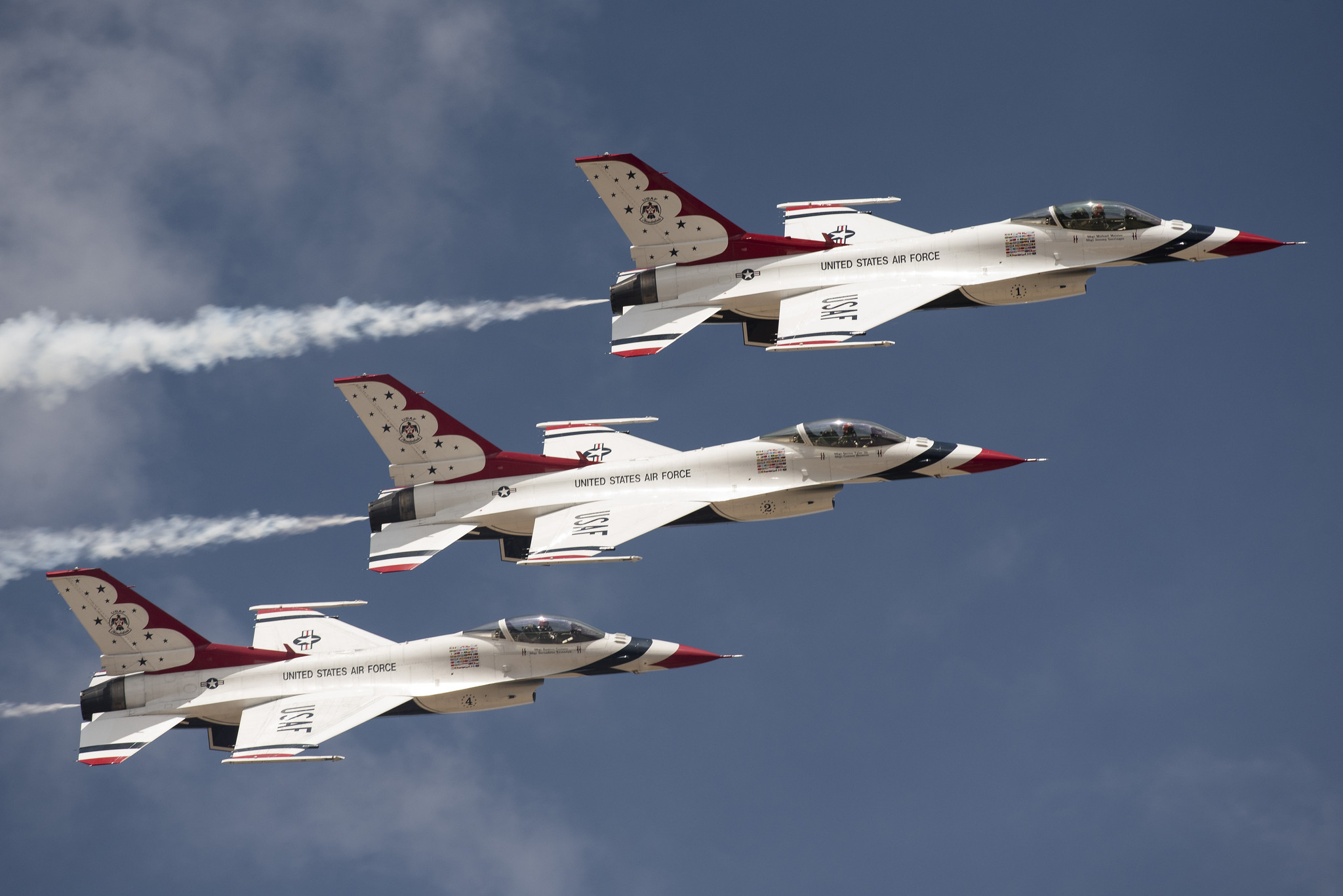 The U.S. Air Force Thunderbirds perform over Falcon Stadium during an airshow after the U.S. Air Force Academy Class of 2019 graduation ceremony in Colorado Springs, Colo., May 30, 2019. Nine-hundred-eighty-nine cadets crossed the stage to become the Air Force's newest second lieutenants. (Joshua Armstrong/Air Force