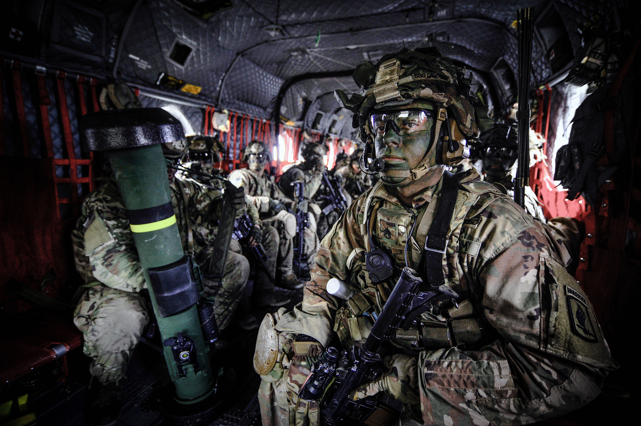Paratroopers prepare to exit a CH-47 Chinook helicopter on March 6, 2019, during Exercise Rock Spring 19 at Grafenwoehr Training Area, Germany. (Army)