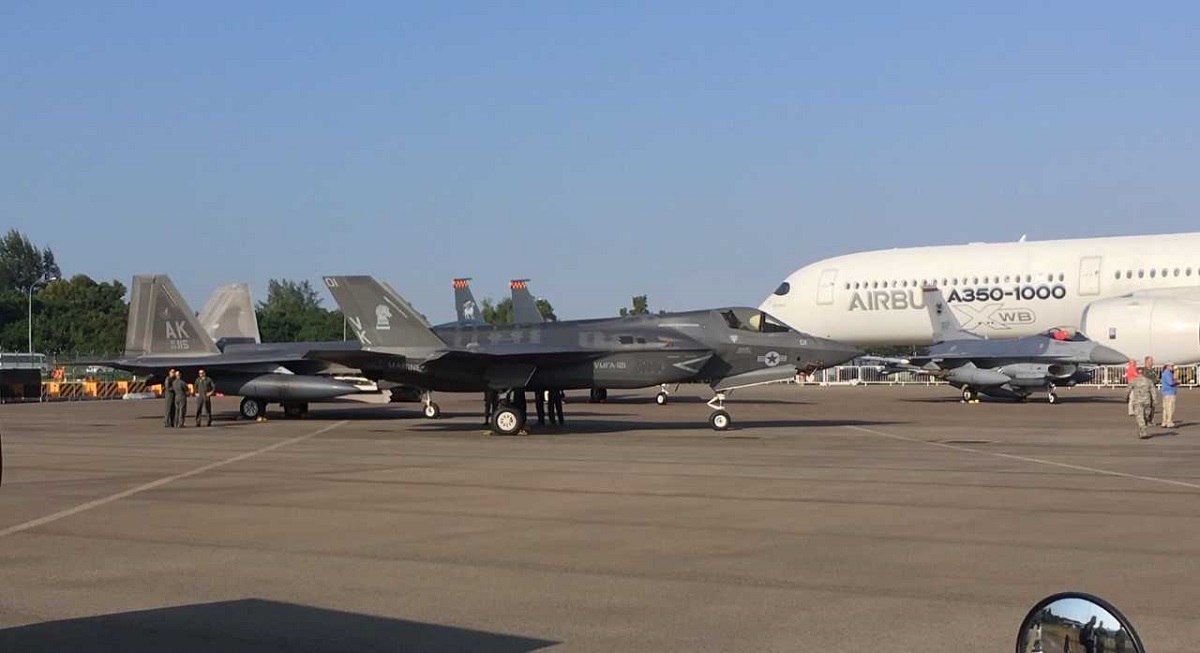 The Lockheed Martin F-35B Lightning II fighter made its Singapore Airshow debut. (Mike Yeo/Staff)